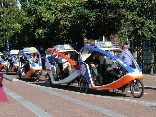 アムステルダムの自転車の画像