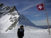 スイスの雪山の画像