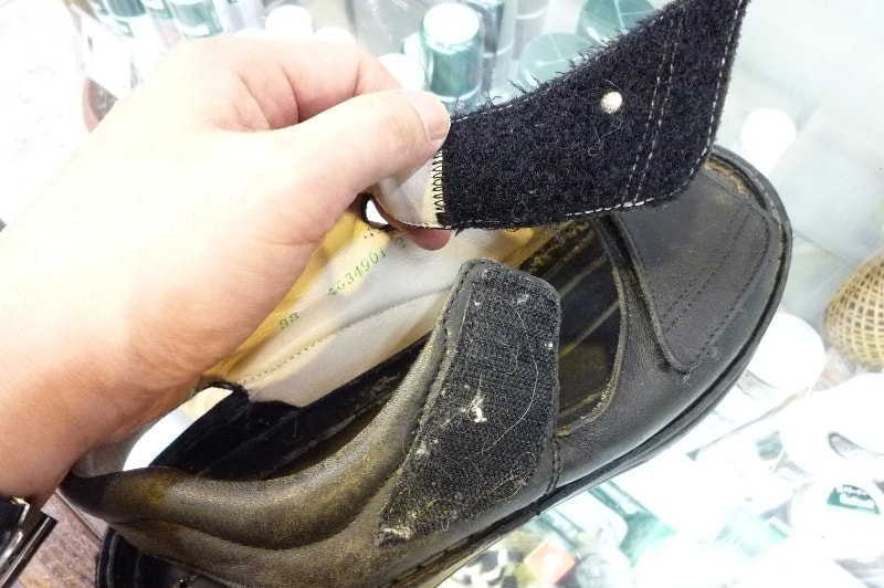修理をした靴の画像
