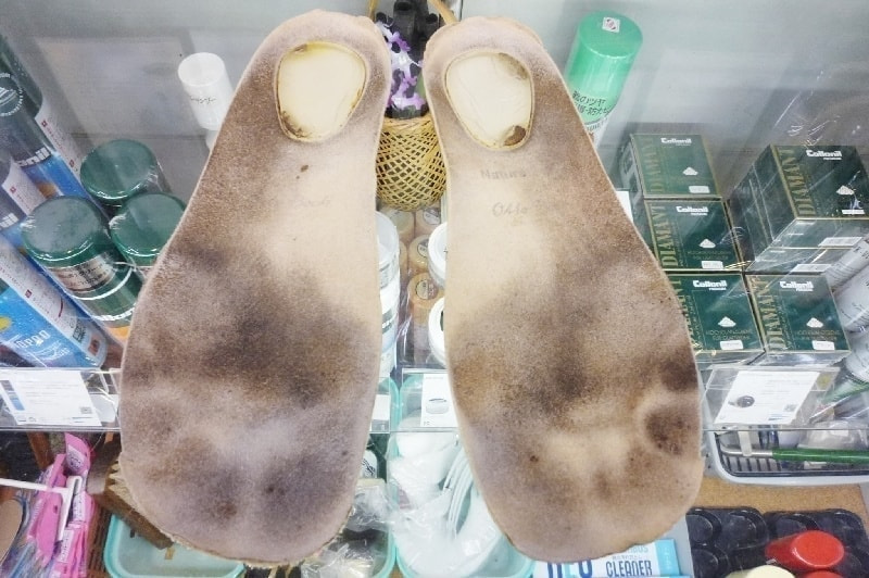 修理をした靴の画像